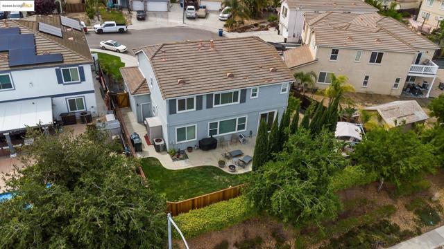 150 Ridge Crest Ct, Oakley CA: https://media.crmls.org/mediaz/d3cd23b0-50e4-44bf-b6e7-eea65f2068cf.jpg