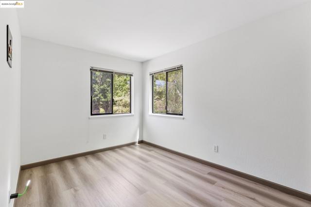 3422 Sunleaf Way, Richmond CA: https://media.crmls.org/mediaz/d3ce986b-0f38-466a-9aaf-9050ab6929f7.jpg