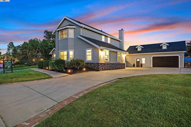 1153 Sherry Way, Livermore CA: https://media.crmls.org/mediaz/d3cf2121-61be-4f28-b8e1-89ec234b7f6d.jpg