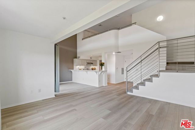 1 Bed Home for Sale in Playa Vista, California