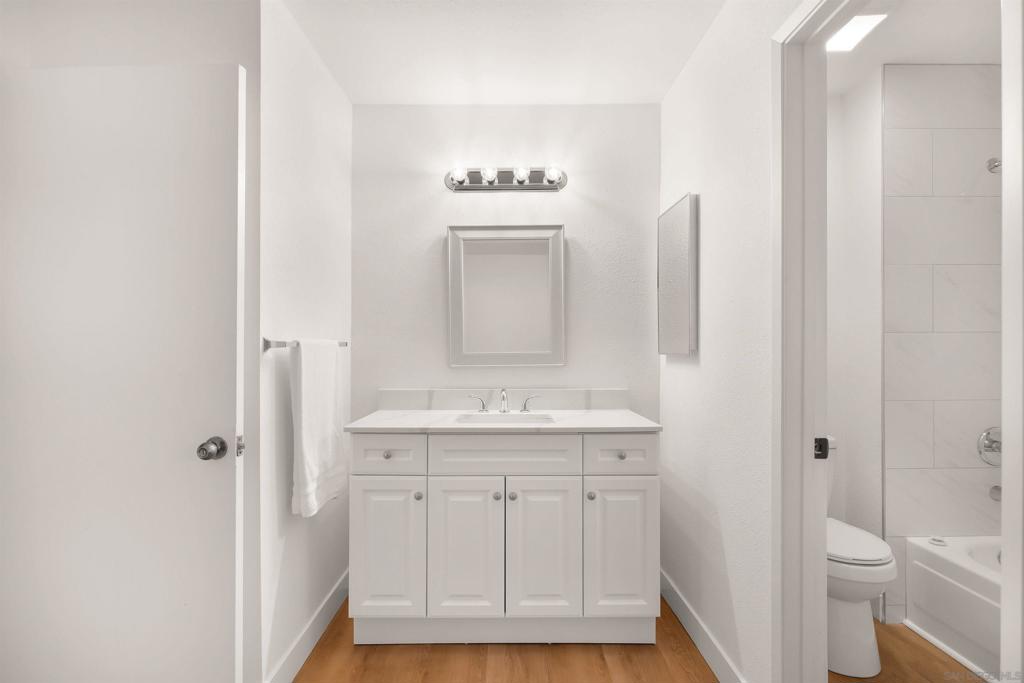 7982 Mission Center - photo 10