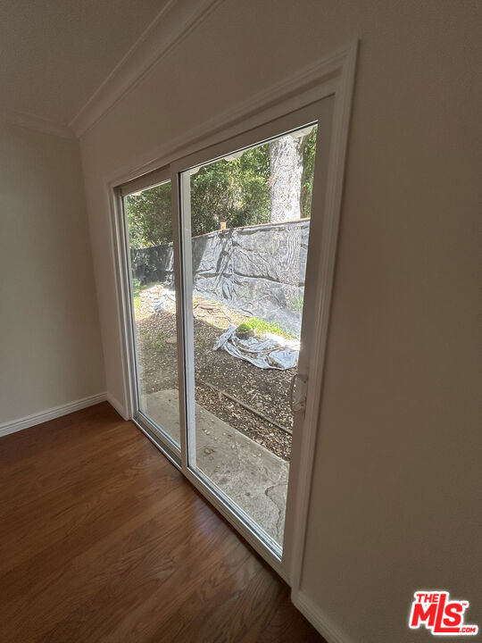 11145 W SUNSET Boulevard, Los Angeles CA: https://media.crmls.org/mediaz/d3d10ad2-940e-4626-a965-574376a1d377.jpg