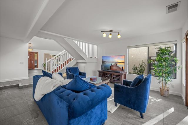 Detail Gallery Image 17 of 40 For 629 Camino Ynez, Solana Beach,  CA 92075 - 4 Beds | 3 Baths