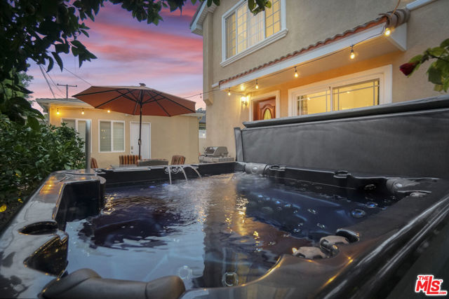10943 Barman Avenue, Culver City CA: https://media.crmls.org/mediaz/d3d28442-7555-4dbf-99e3-beb521cb90f1.jpg