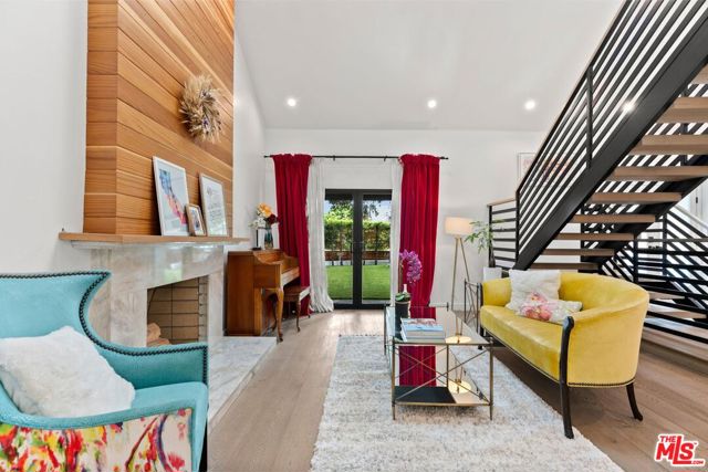 3134 Granville Avenue, Los Angeles CA: https://media.crmls.org/mediaz/d3d2cad1-da7f-4937-be8d-de05f975e11d.jpg