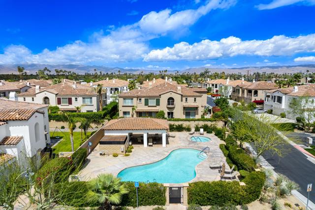 374 Terra Vita, Palm Springs CA: https://media.crmls.org/mediaz/d3d2ccce-9575-4fd3-8bca-29ebb4b19257.jpg