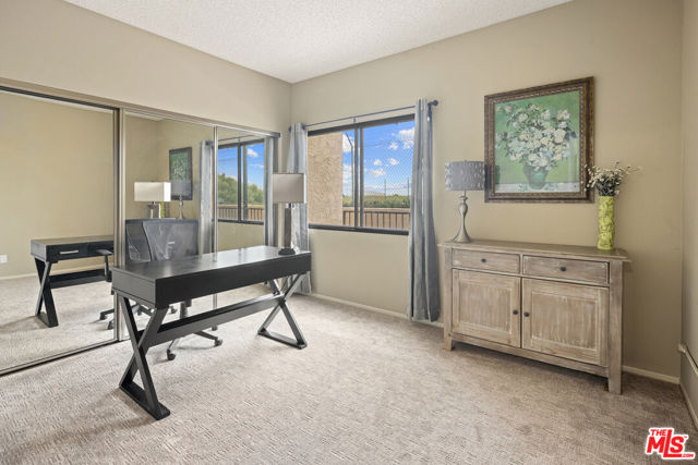 8180 Manitoba Street, Playa del Rey CA: https://media.crmls.org/mediaz/d3d34641-34e0-45e3-877b-89d2f8f00db9.jpg
