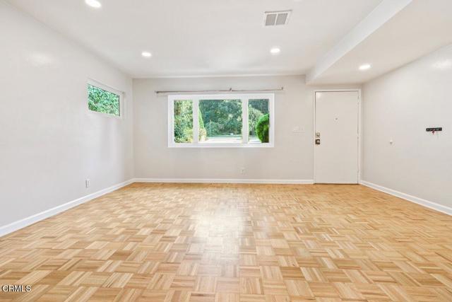 476 E Calaveras Street, Altadena CA: https://media.crmls.org/mediaz/d3d39230-0c96-498d-b799-8e0cbd80e0ea.jpg