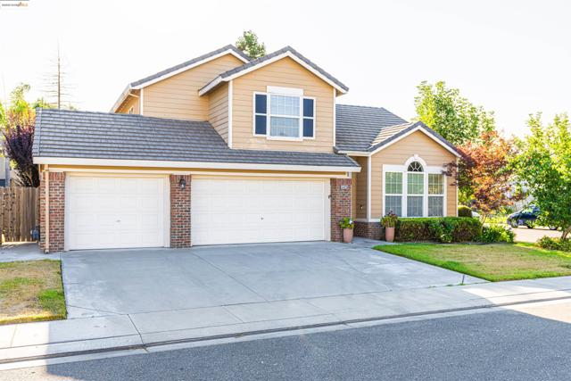 5425 Spur St, Riverbank CA: https://media.crmls.org/mediaz/d3d58bd1-b0cf-4349-844b-4f43a8336ab6.jpg