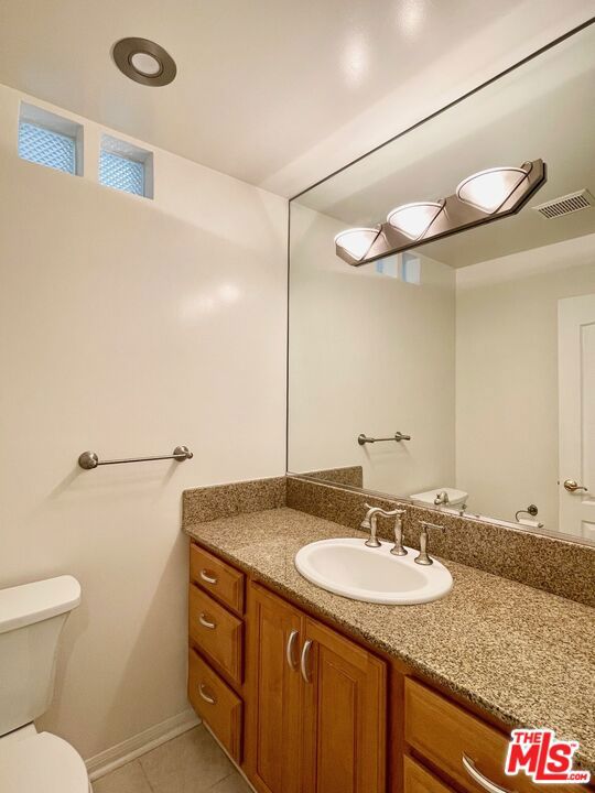 1717 Armacost Avenue, Los Angeles CA: https://media.crmls.org/mediaz/d3d5bc15-2667-4142-ac51-61c25c599fbb.jpg