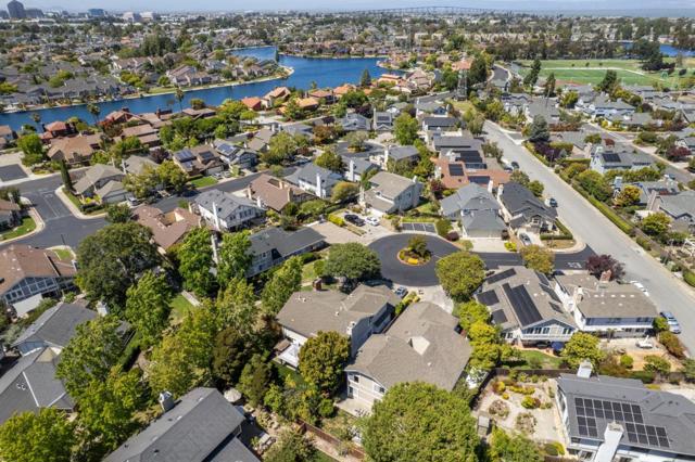 704 Prescott Lane, Foster City CA: https://media.crmls.org/mediaz/d3d5f35c-2464-4e1d-8e3d-5cdc570c3a63.jpg