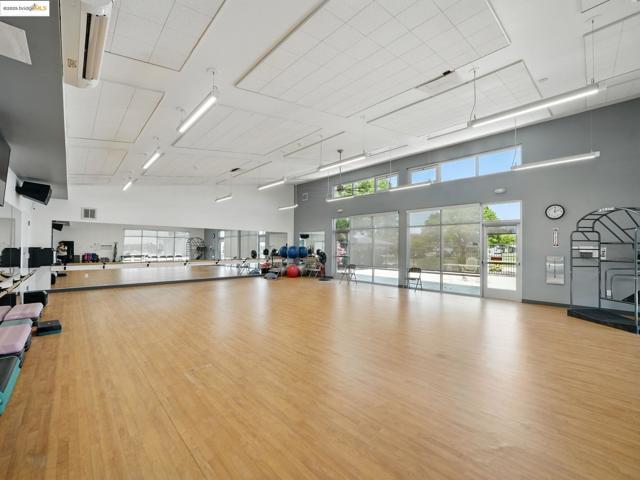 177 Bryce Way, Vacaville CA: https://media.crmls.org/mediaz/d3d60c18-b58b-420f-9ee8-09d7f463b61e.jpg