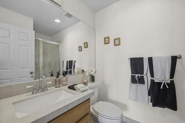 Image 43 of 64 For 1006 Acero Street