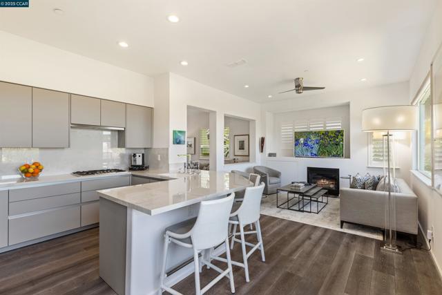 2854 Saklan Indian Dr, Walnut Creek CA: https://media.crmls.org/mediaz/d3d6596e-430c-42c5-996e-a385b86b4008.jpg