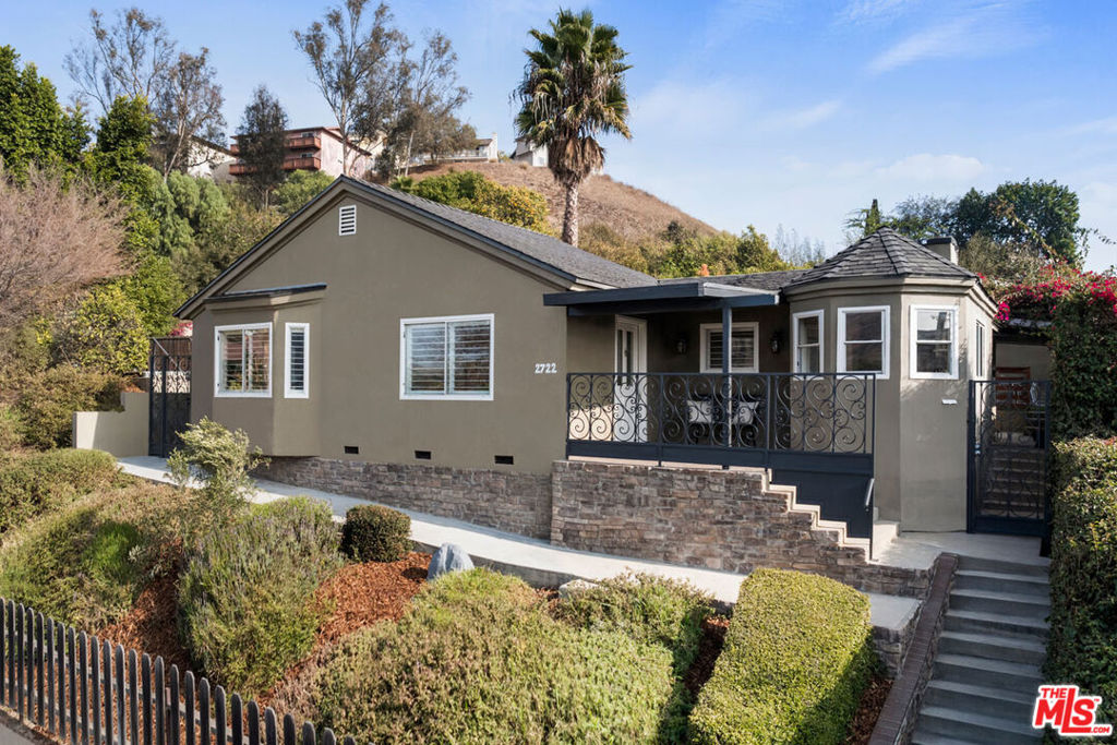 2722 Phelps Avenue