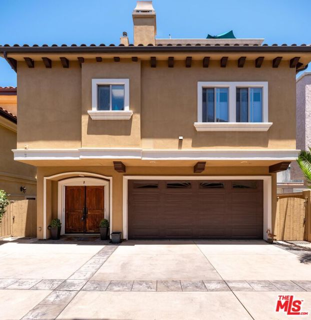 520 Elena Avenue, Redondo Beach, California 90277, 4 Bedrooms Bedrooms, ,2 BathroomsBathrooms,Residential,For Sale,Elena,25537523