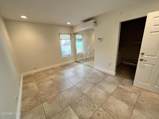 29160 Oakpath Drive, Agoura Hills CA: https://media.crmls.org/mediaz/d3d7f403-23d4-4d4c-8432-ff186cc5d893.jpg