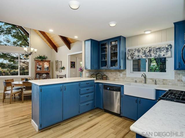 1209 Farmer Road, Julian CA: https://media.crmls.org/mediaz/d3d8649a-6107-433a-a004-6548330a3578.jpg