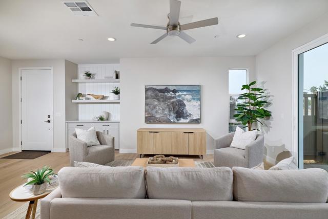 571 N Vulcan Ave, Encinitas CA: https://media.crmls.org/mediaz/d3d9b1bf-b3bd-4a7f-b9ac-29c4818ebc28.jpg