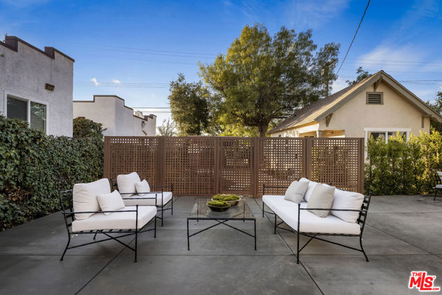 1411 Armadale Avenue, Los Angeles CA: https://media.crmls.org/mediaz/d3da4156-09f1-46a4-834c-bac3dd46a361.jpg