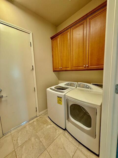 81676 Camino Los Milagros, Indio CA: https://media.crmls.org/mediaz/d3daaa6f-908a-4414-b870-a83634f81f68.jpg