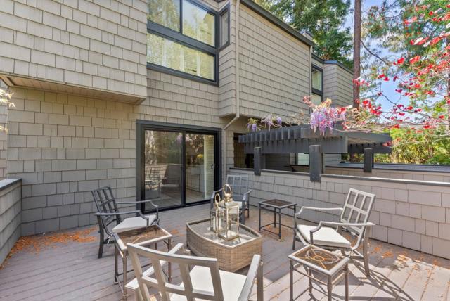 2142 Sand Hill Road, Menlo Park CA: https://media.crmls.org/mediaz/d3db489f-7f36-4238-bf13-3a0b45087b71.jpg