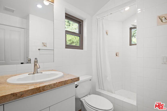 Drew Fenton | 33334 Pacific Coast Highway Malibu CA | MLS: 7061346