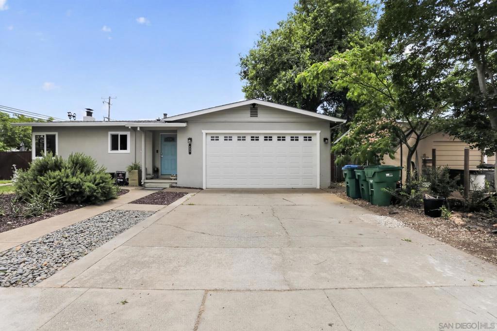 605 Acacia