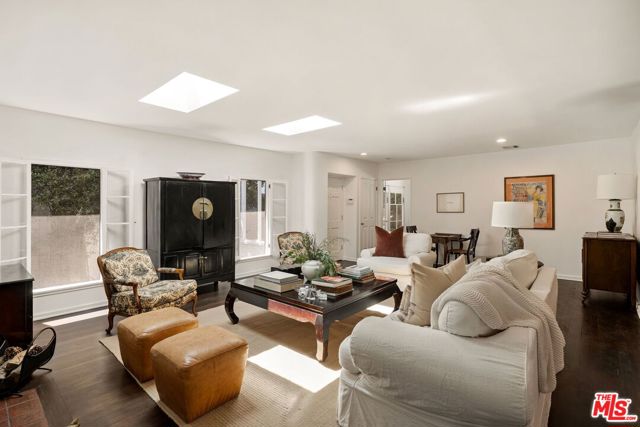 9742 Saturn Street, Los Angeles CA: https://media.crmls.org/mediaz/d3ddc9d1-e68b-4db3-8c14-c4f87fe35e4b.jpg
