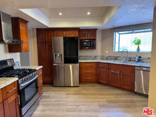 2210 Graham Avenue, Redondo Beach CA: https://media.crmls.org/mediaz/d3dfcfef-aade-4c81-be03-c886da3697c0.jpg