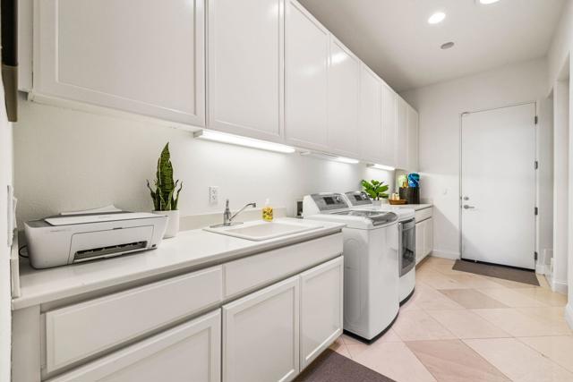 49606 Montana Way, La Quinta CA: https://media.crmls.org/mediaz/d3dfdc98-4d6a-4979-a8a1-effcb0e96532.jpg