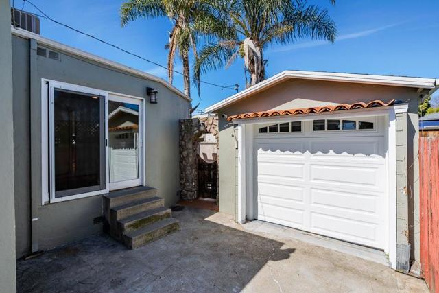 284 Garcia Avenue, San Leandro CA: https://media.crmls.org/mediaz/d3dfdc98-a325-4dcb-9fb7-bcf78c78efe9.jpg