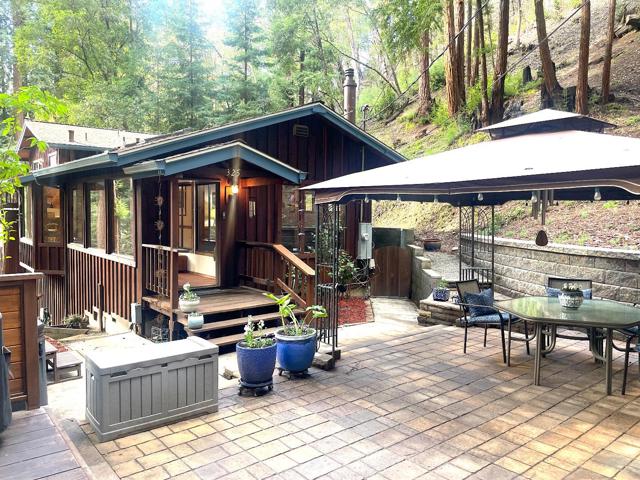 325 Ridge Drive, Boulder Creek CA: https://media.crmls.org/mediaz/d3e080ce-9128-4124-bc8e-aa47c52cab5a.jpg