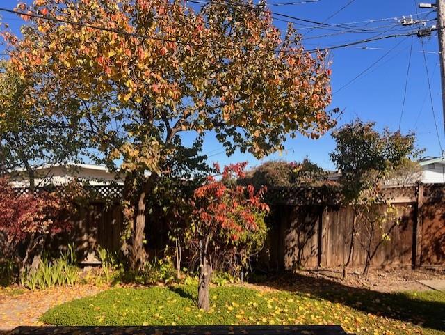 1787 Brooks Street, San Mateo CA: https://media.crmls.org/mediaz/d3e0b7d5-d0e4-4dde-bf7c-5a2e0bed1873.jpg