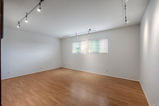 Detail Gallery Image 24 of 35 For 31202 Enfield Ln, Temecula,  CA 92591 - 5 Beds | 3 Baths