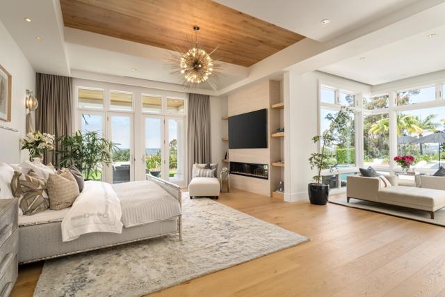 7888 Muirfield Way, Rancho Santa Fe CA: https://media.crmls.org/mediaz/d3e2c28d-00fa-4b02-b2f2-874435749358.jpg