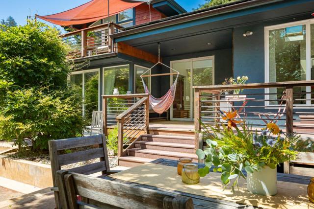 3714 Purling Brook, Soquel CA: https://media.crmls.org/mediaz/d3e30bd7-56cb-4047-97b9-0ec2cb930165.jpg