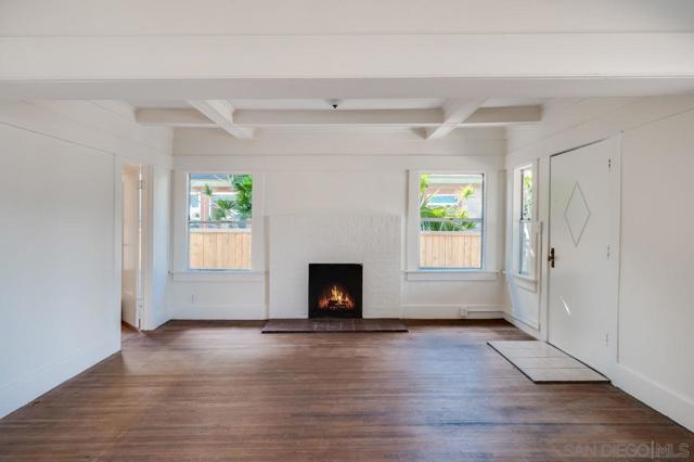 3711 29th St, San Diego CA: https://media.crmls.org/mediaz/d3e38e80-d2dd-4aad-95a4-403f8d9a7a14.jpg