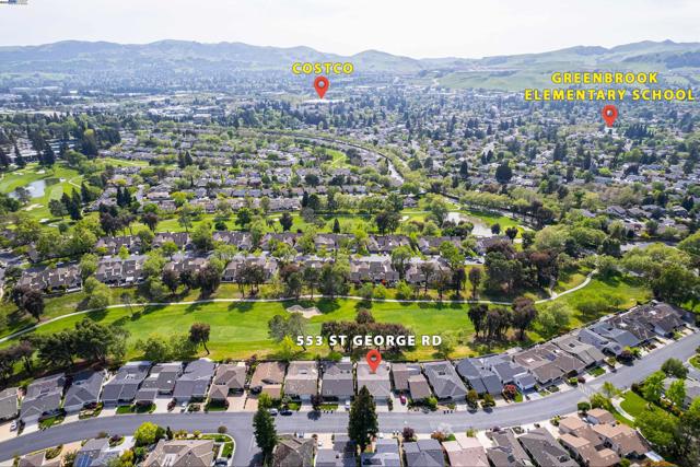 553 Saint George Rd, Danville CA: https://media.crmls.org/mediaz/d3e51427-cba9-4190-b6f8-e746d4c8a467.jpg