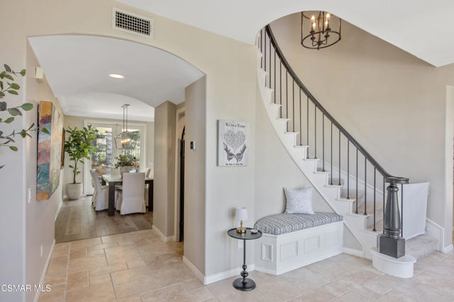 3269 Morning Ridge Avenue, Thousand Oaks CA: https://media.crmls.org/mediaz/d3e5639d-ad32-4ab2-8609-d3b1f6de3337.jpg