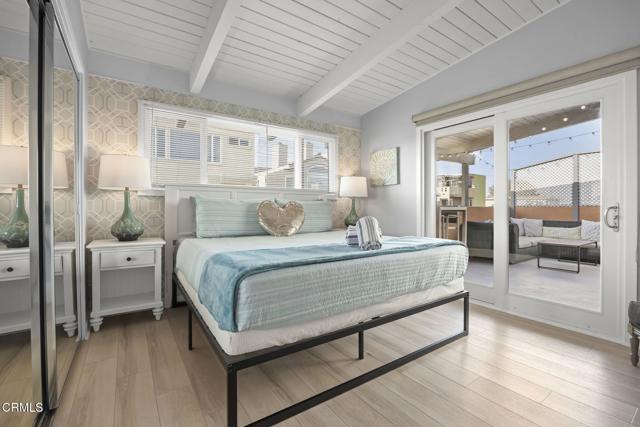 2924 Lakeshore Court, Oxnard CA: https://media.crmls.org/mediaz/d3e5de93-7bdf-4bf7-ade2-5fd03284654b.jpg
