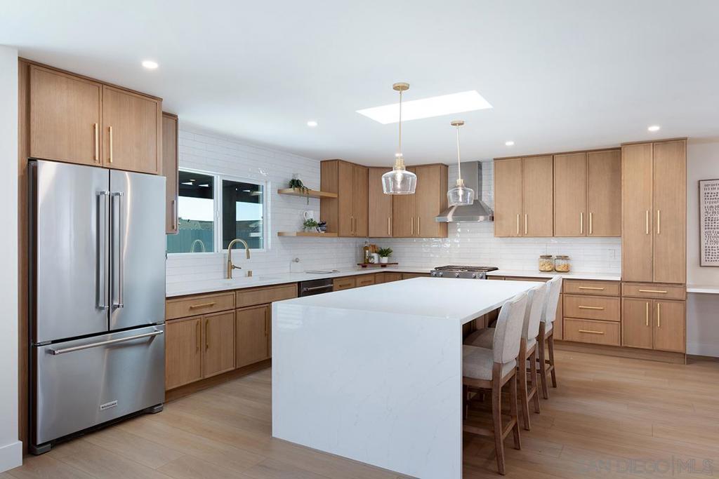 6211 Syracuse Lane - photo 9