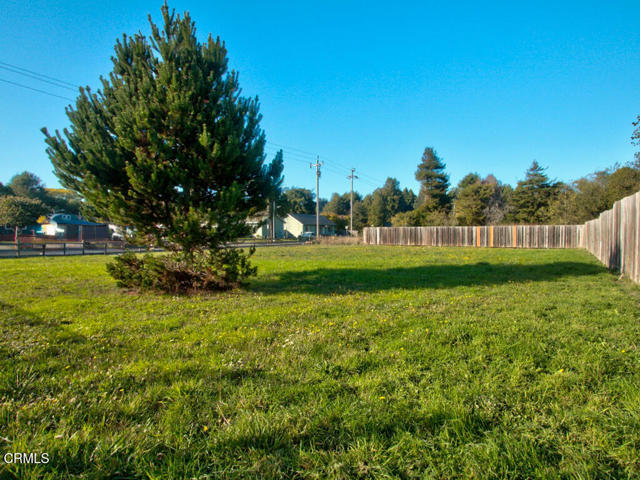 Detail Gallery Image 4 of 7 For 104 B N Dana St, Fort Bragg,  CA 95437 - – Beds | – Baths