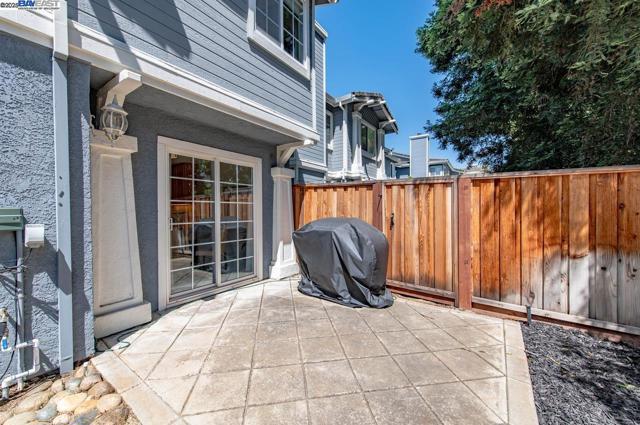 1749 Corte Sueno, Livermore CA: https://media.crmls.org/mediaz/d3e6a549-f033-4827-a9c7-9cccc2a0b346.jpg