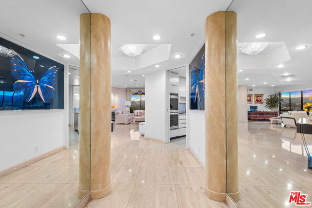 10490 Wilshire Boulevard, Los Angeles CA: https://media.crmls.org/mediaz/d3e6ce97-7632-4690-b8b9-f2142fe967b4.jpg