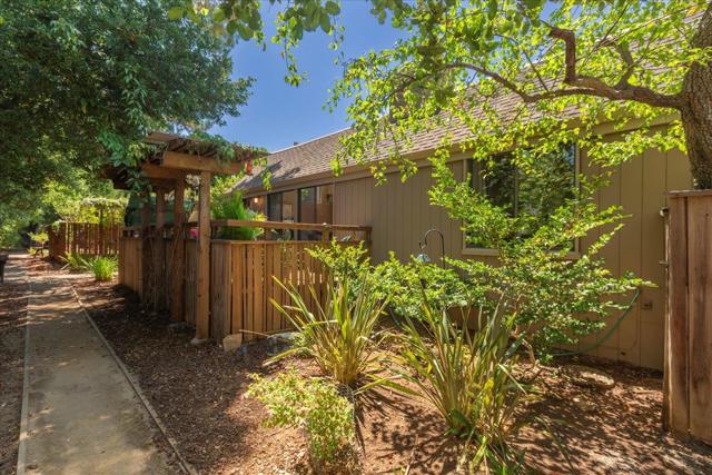56 Citation Drive, Los Altos CA: https://media.crmls.org/mediaz/d3e6f800-05e9-40fe-8a0a-3dd50ff18ddf.jpg