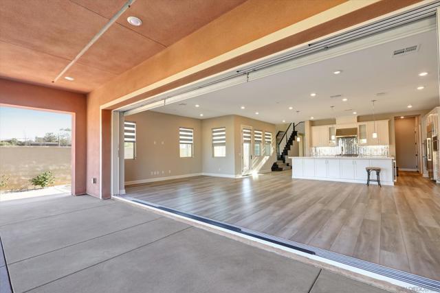 16231 Sunny Summit Dr, San Diego CA: https://media.crmls.org/mediaz/d3e77e08-8a01-456e-9bc5-60350eda5862.jpg
