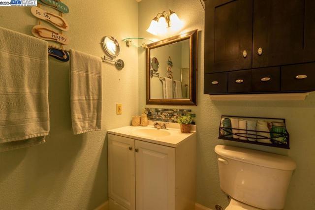 402 Laurel, Half Moon Bay, California 94019, 2 Bedrooms Bedrooms, ,2 BathroomsBathrooms,Condominium,For Sale,Laurel,41067718