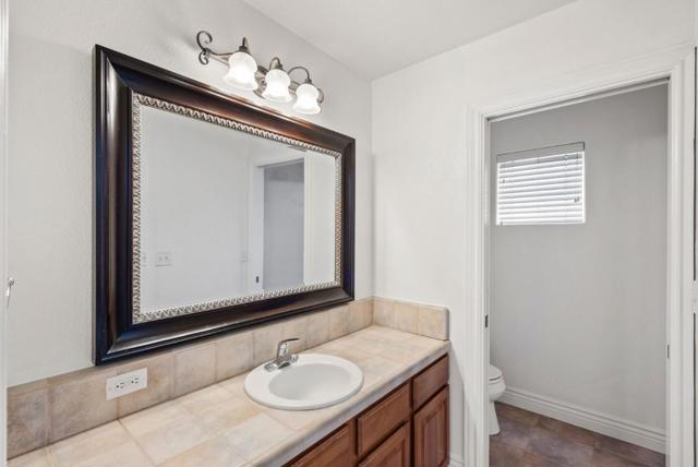 16453 Kings Canyon Court, Morgan Hill CA: https://media.crmls.org/mediaz/d3e9219d-54a1-44b9-bb5f-35db31ffc265.jpg