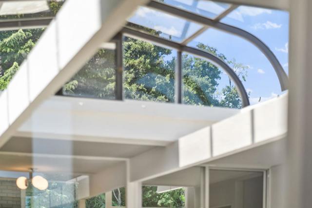 969 Eichler Drive, Mountain View CA: https://media.crmls.org/mediaz/d3e9773d-0843-438d-825b-9a4c29826a32.jpg